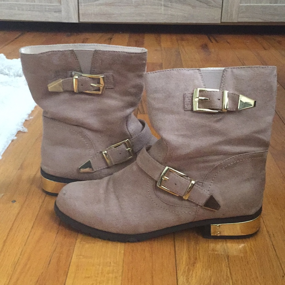 ASHRO booties π’ππΌπ’ - Picture 4 of 8